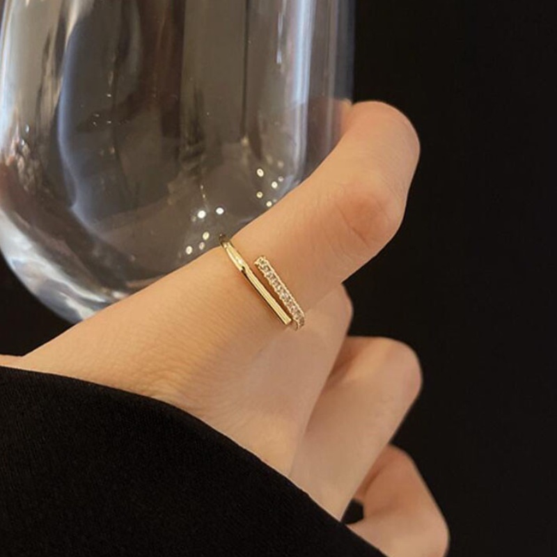 Nhẫn thép titan đơn giản đính đá zircon điều chỉnh thời trang cho nữ