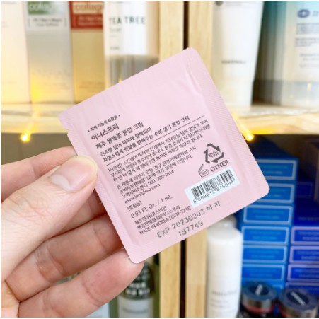 Sample Kem Dưỡng Nâng Tone Tức Innisfree Jeju Cherry Blossom Tone Up Cream 1ml | BigBuy360 - bigbuy360.vn