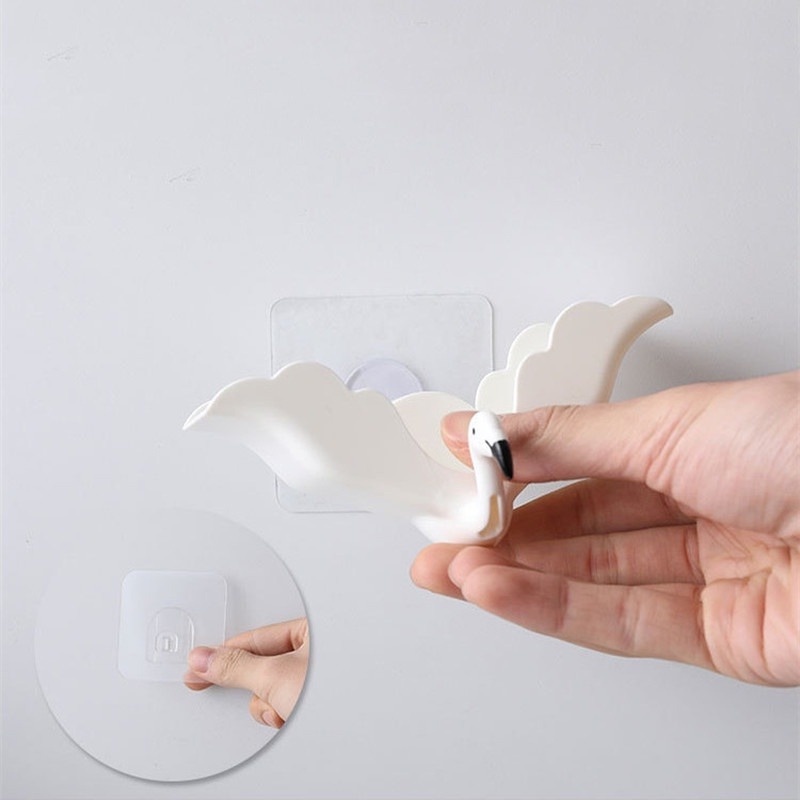 1 Giá Nhựa Để Xà Phòng Gắn Tường Hình Chim Hồng Hạc Không Cần Khoan Lỗ