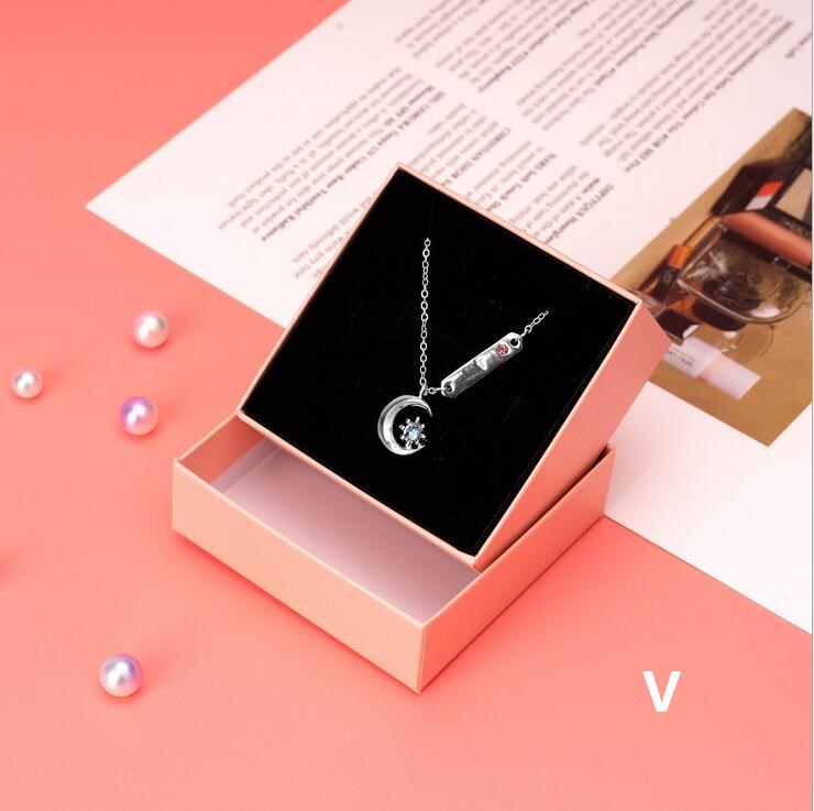 Vòng cổ Hợp Kim Mặt Tròn Khắc Tên Thành Viên Nhóm Bts 7th