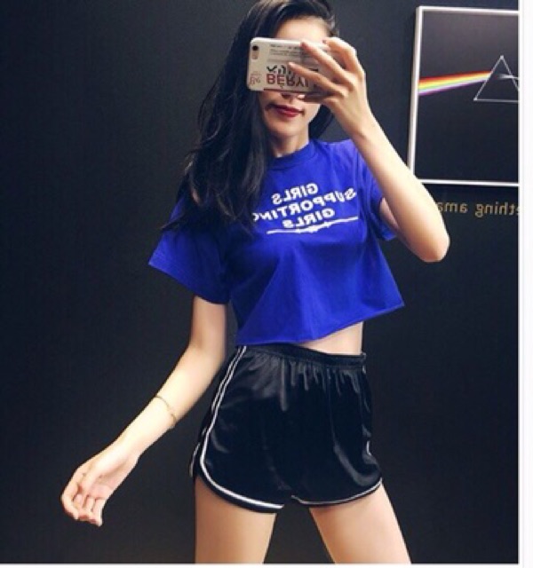 Áo croptop form rộng in chữ H4