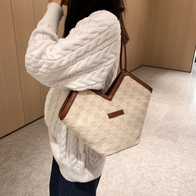 Túi Xách Màu Trơn Đính Kim Cương Giả Đơn Giản Thời Trang Phong Cách Mới