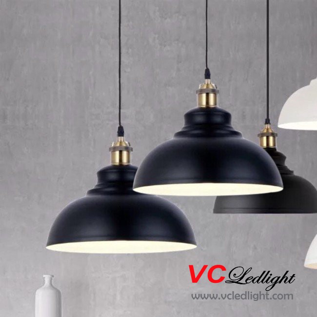 Chao đèn thả vỏ sắt đui mạ đồng
