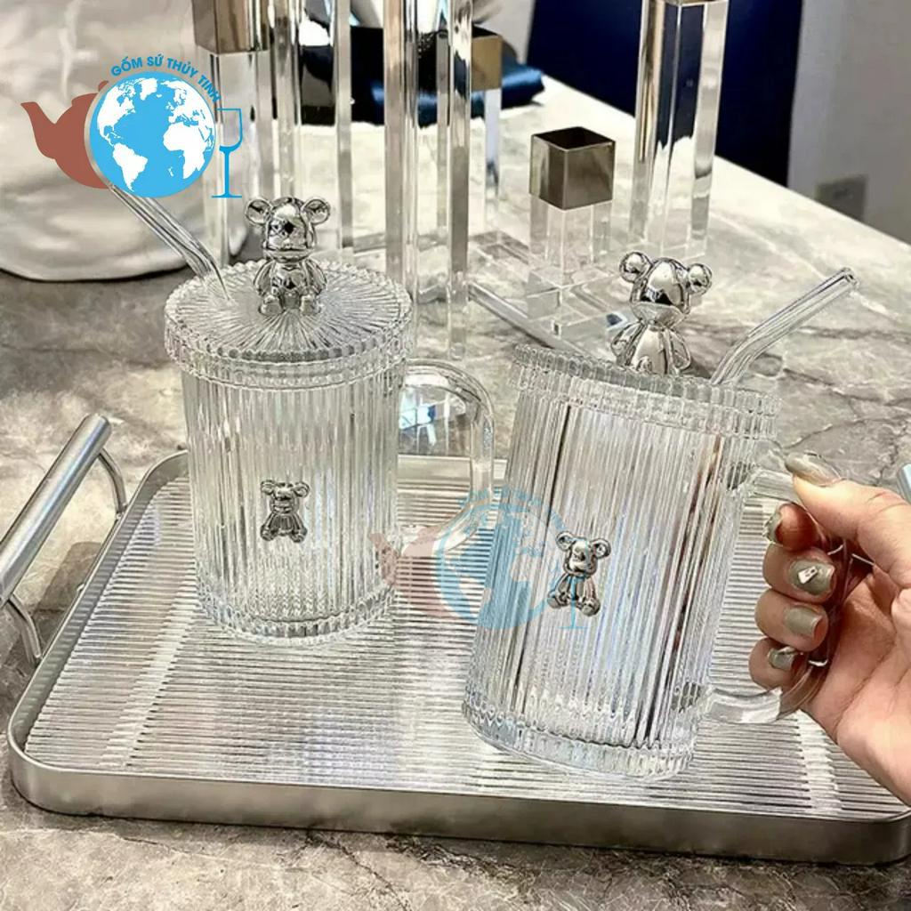 Ly thủy tinh chịu nhiệt SỌC có nắp đậy chú gấu cực xinh kèm óng hút thủy tinh / cốc thủy tinh chịu nhiệt