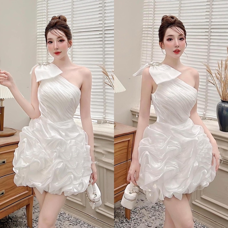 ĐẦM TRẮNG VOAN LỆCH VAI NƠ XOÈ PHỒNG