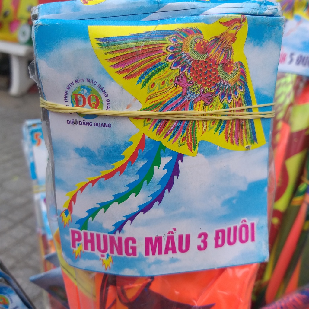 Diều Phụng màu 3 đuôi