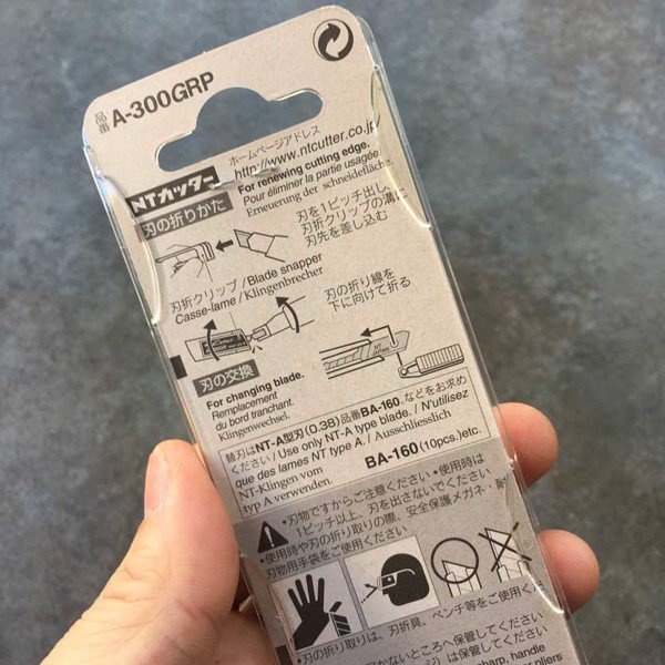 - Dao trượt NT Cutter A-300GRP