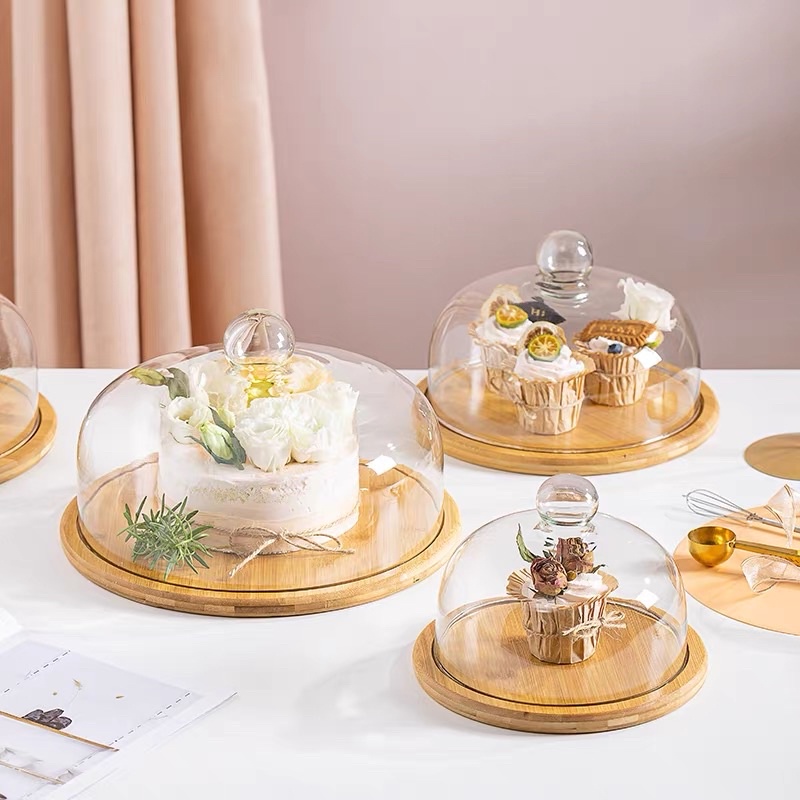 Set chụp thuỷ tinh kèm đế gỗ đựng bánh ngọt, bánh kem