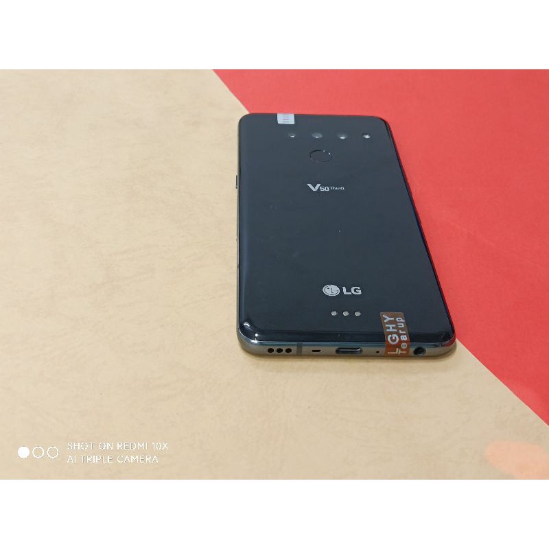 [ giá kho] bán chiếc điện thoại LG V50
