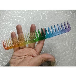 lược cắt tóc răng thưa