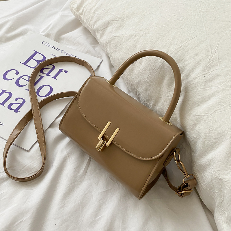 Túi xách tay đeo vai IELGY phong cách vintage thời trang dành cho nữ