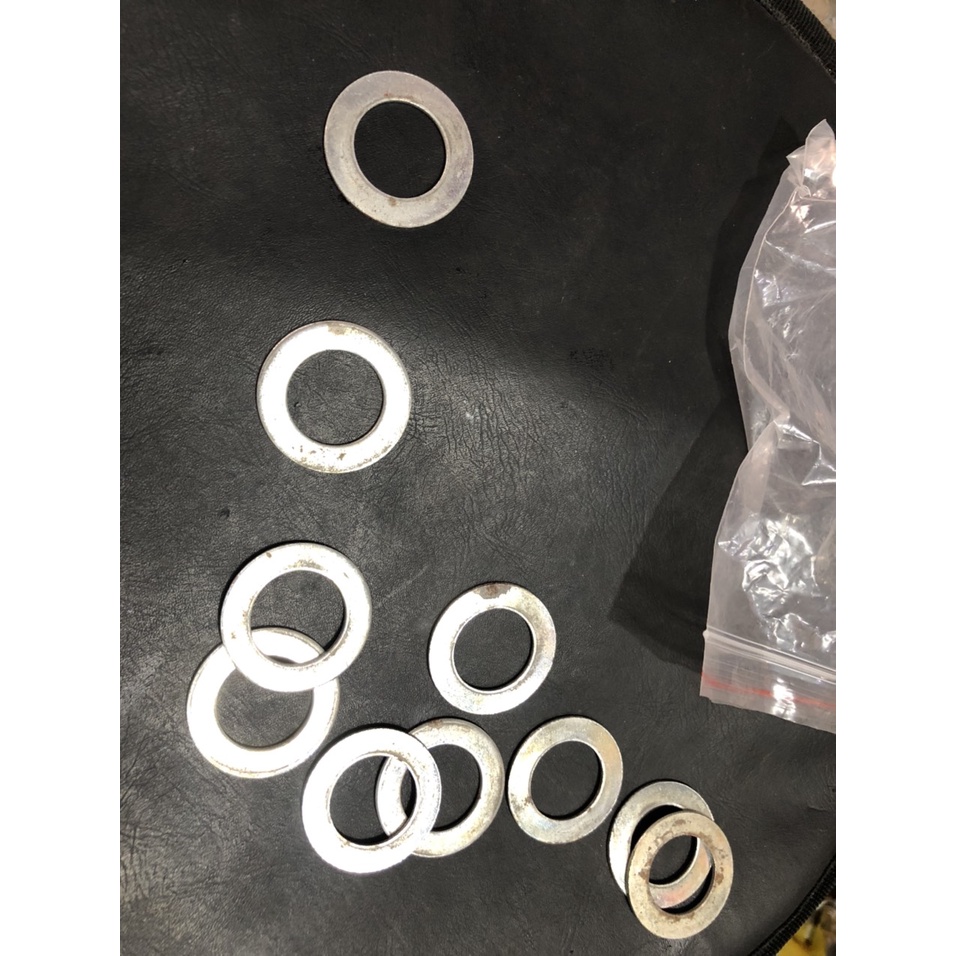 Long đền gắn óc bầu chảng ba cho anh em dọn xe honda 67- 72-Cd- CL