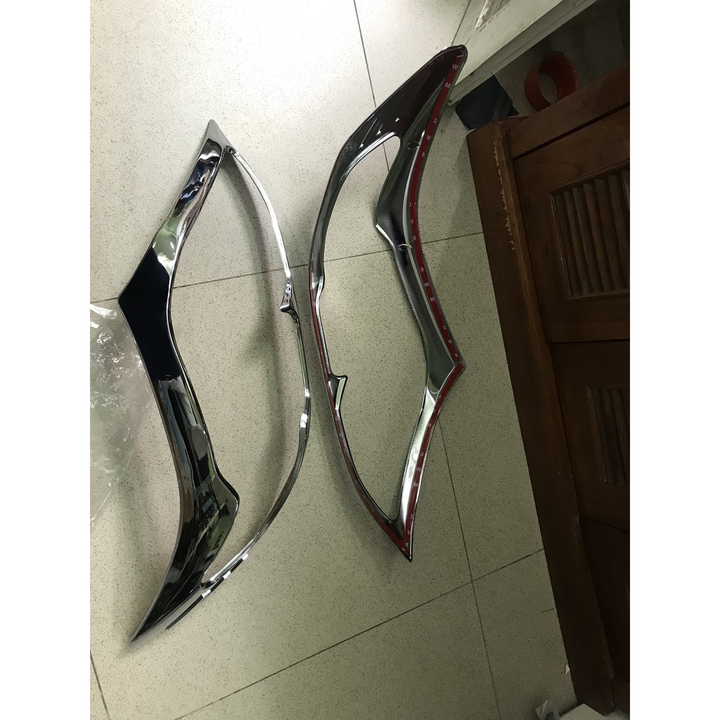 Bộ ốp đèn pha xe toyota Fortuner 2012-2015