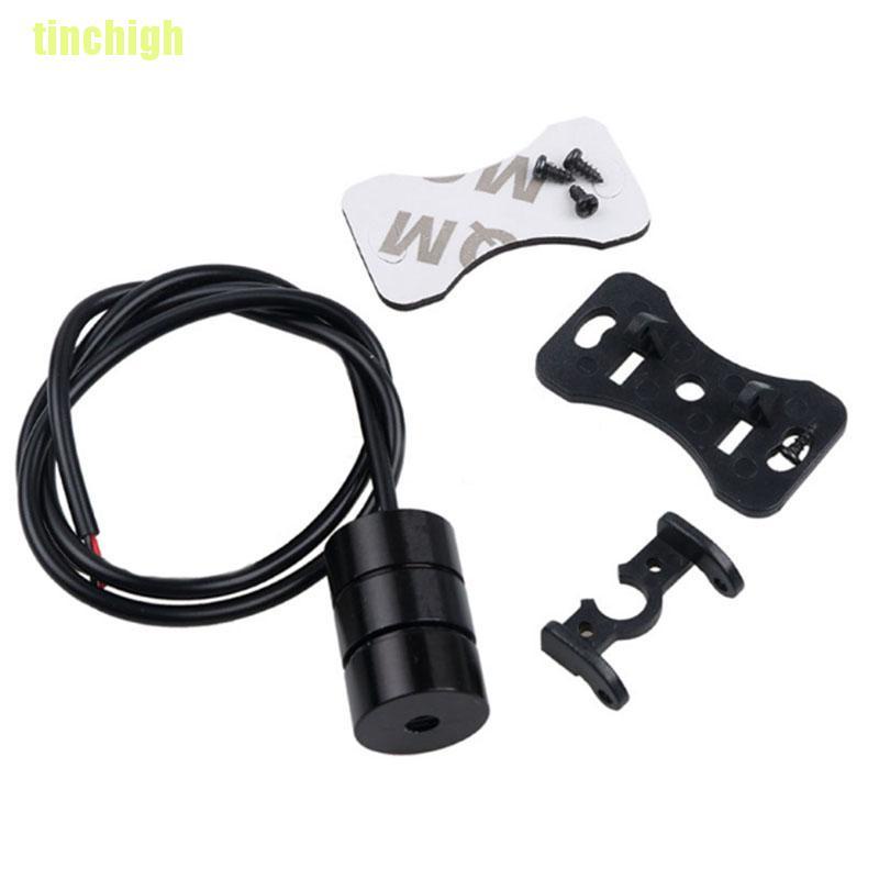 Đèn Cảnh Báo Chống Va Chạm Gắn Đuôi Xe Mô Tô / Xe Hơi