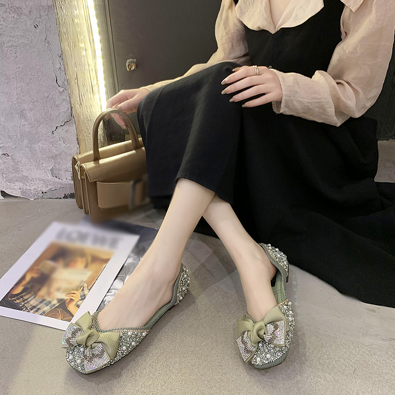 Giày đế phẳng mũi vuông đính nơ thời trang cho nữ