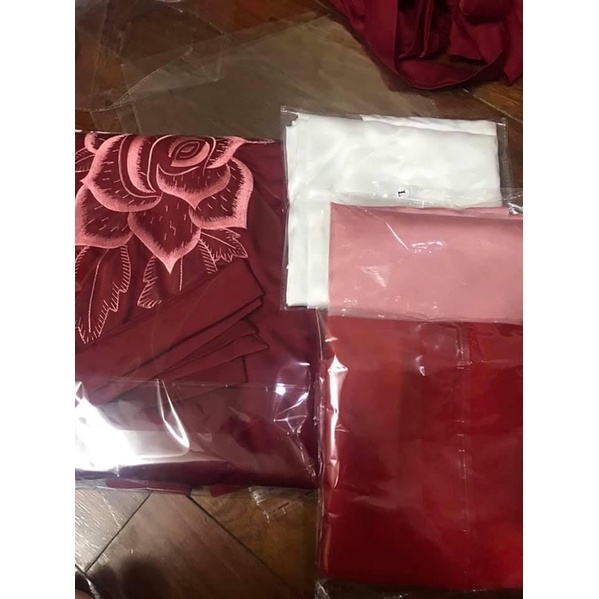 ÁO DÀI LỤA NGỌC CAO CẤP THÊU HOA HỒNG