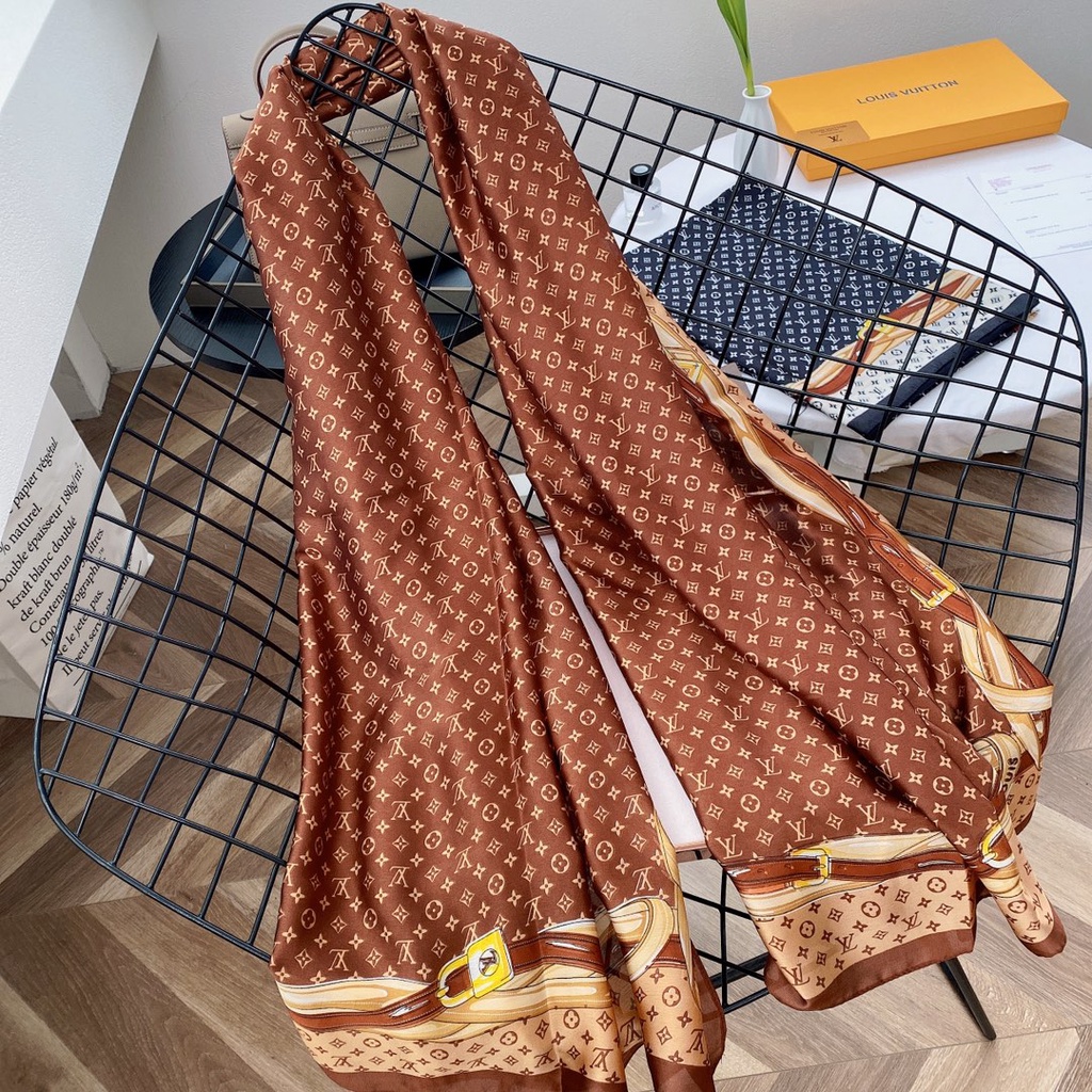 Khăn Choàng Lụa Dài Chống Nắng In Chữ Sang Trọng Cho Nữ 2022