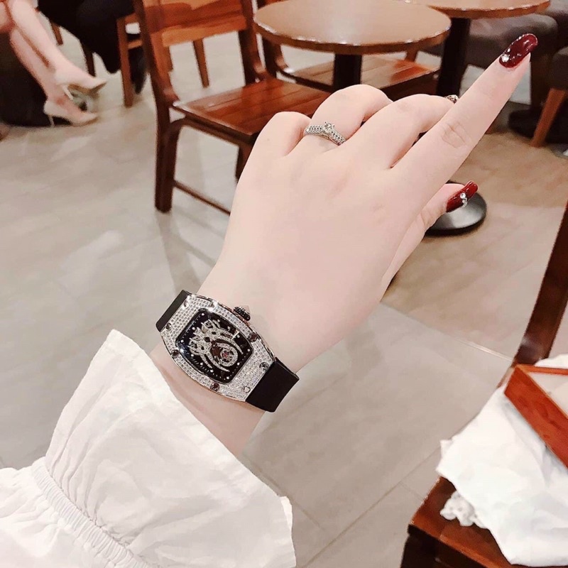 Đồng Hồ HUBOLER By Hanboro Phiên Bản Mặt Nhện Cực Đẹp - Case 36 Dành cho nữ và nam tay nhỏ - BH24 Tháng