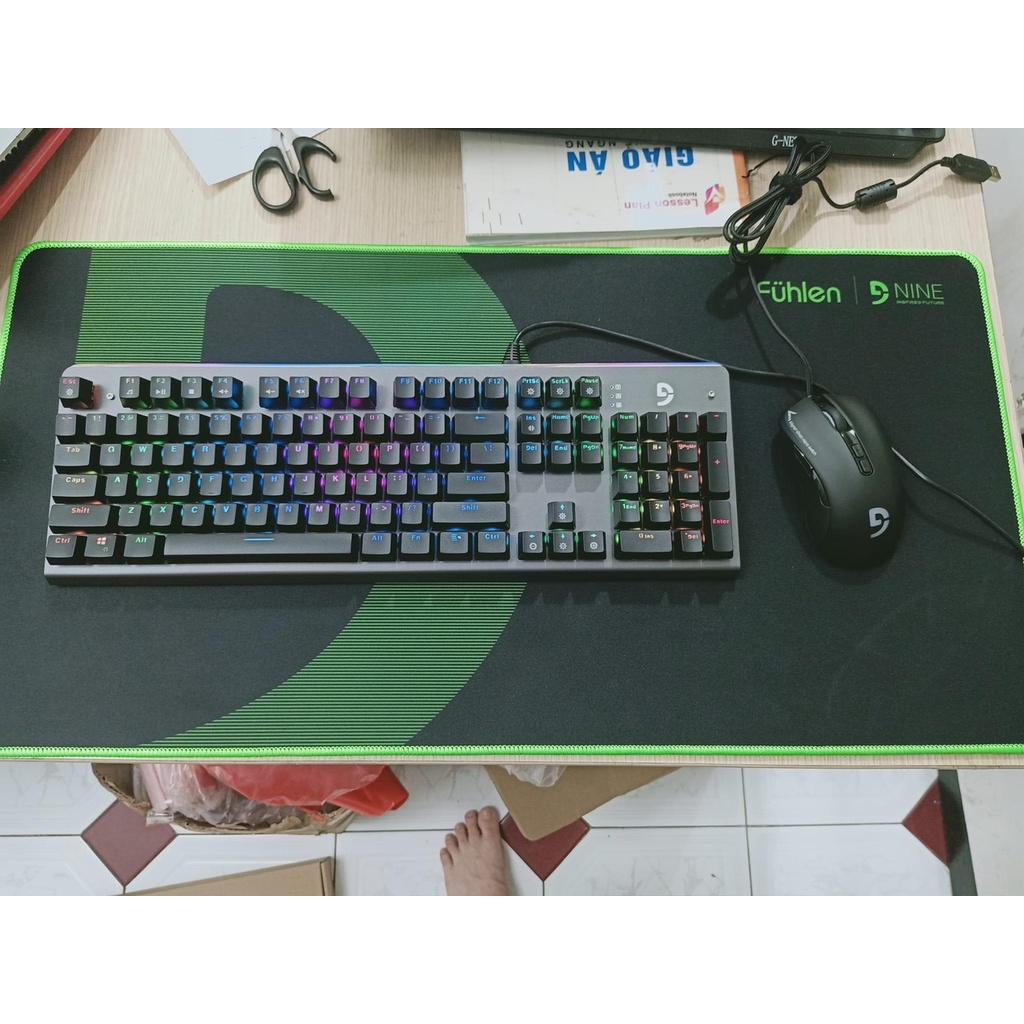 Lót chuột Fuhlen cỡ lớn 35 x 70cm Chính Hãng
