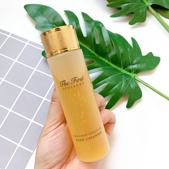 Sữa Rửa Mặt Dưỡng Ẩm Tái Sinh Ngừa Lão Hóa Ohui The First Geniture Foam Cleanser