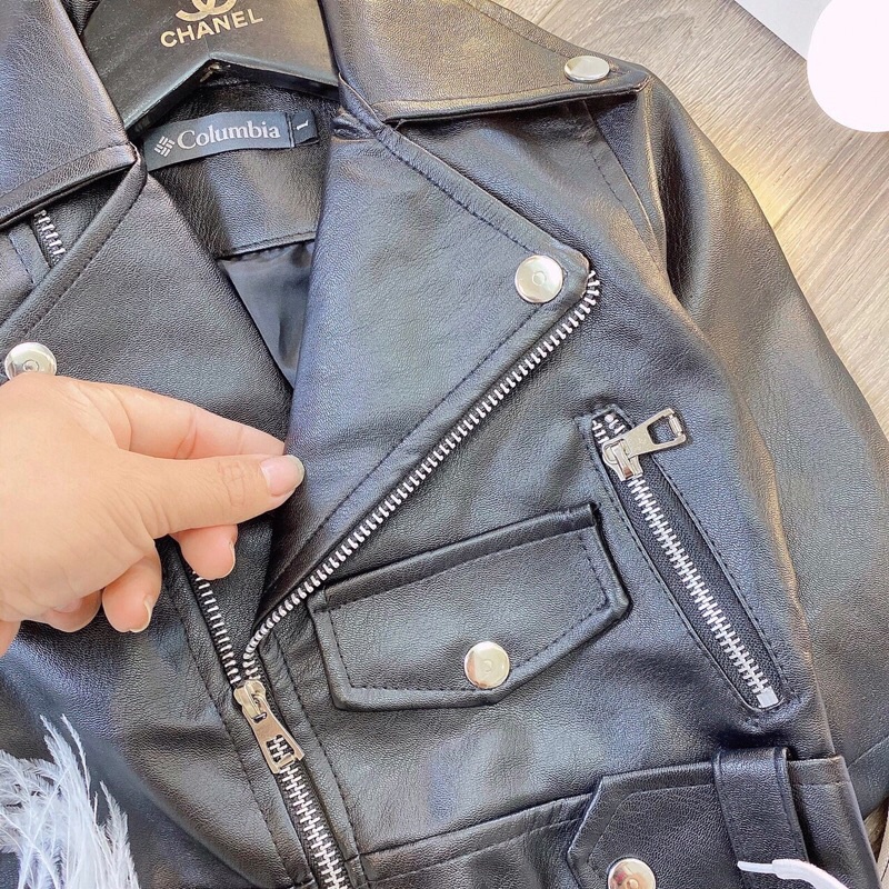 Set áo khoác da + túi đeo chéo cho bé 150k