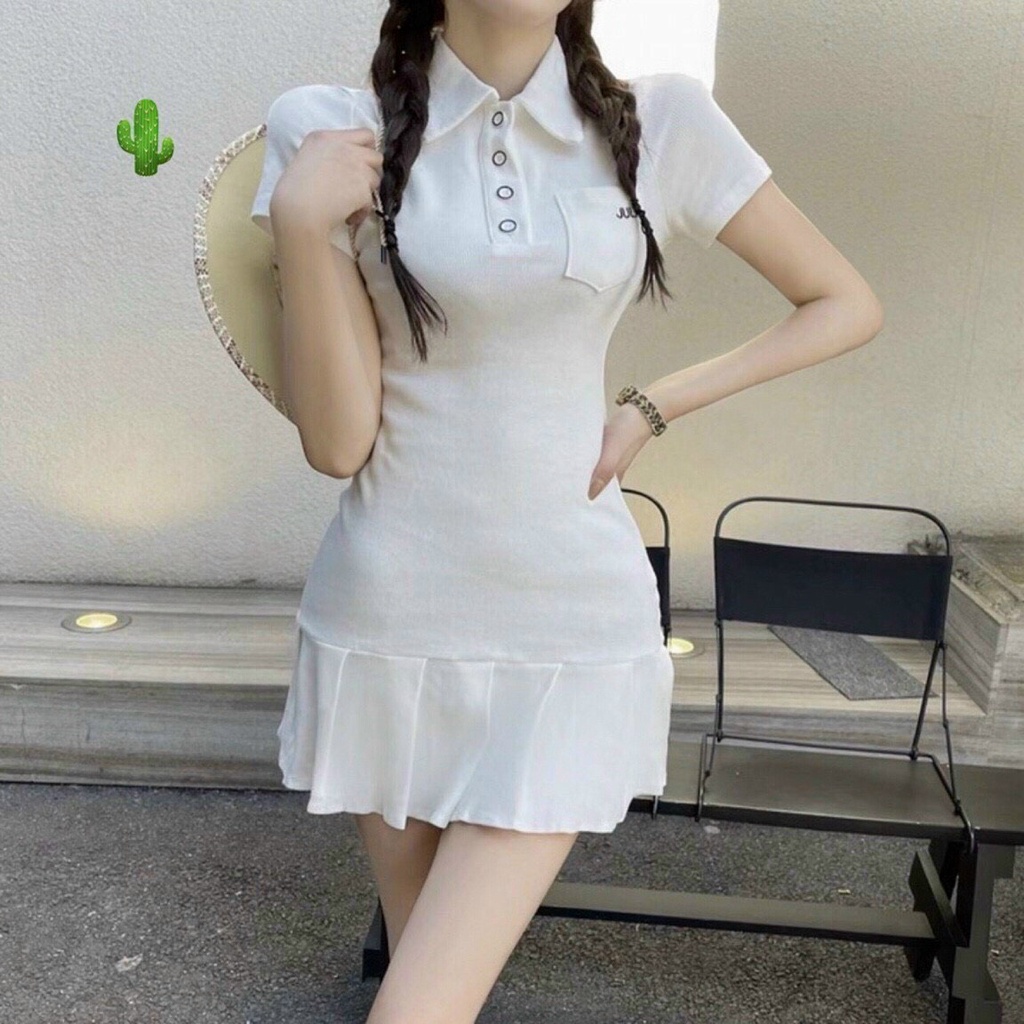đầm ngắn polo xếp li cổ trụ phối nút
