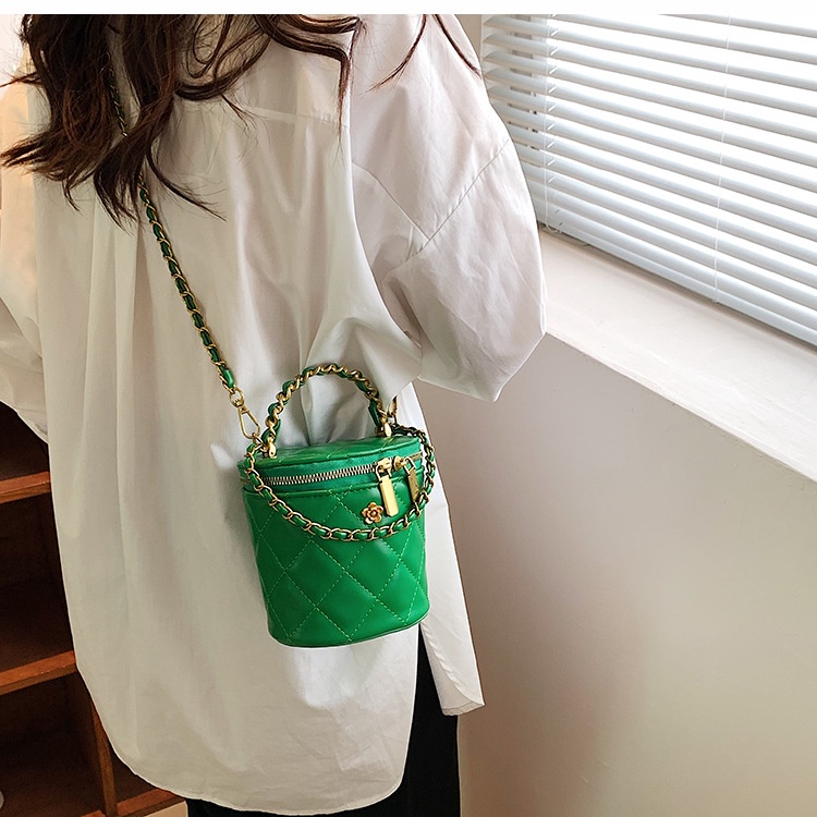 Túi đeo vai IELGY dáng xô phối dây xích thời trang cho nữ dễ phối đồ