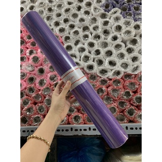 Lụa cuộn, giấy mếch dùng để bó hoa