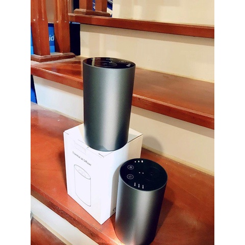 MÁY KHUẾCH TÁN TINH DẦU Ô TÔ TRỰC TIẾP  | CÓ SẠC ĐIỆN 2000MAH | KHỬ MÙI HÔI XE HƠI, BÀN LÀM