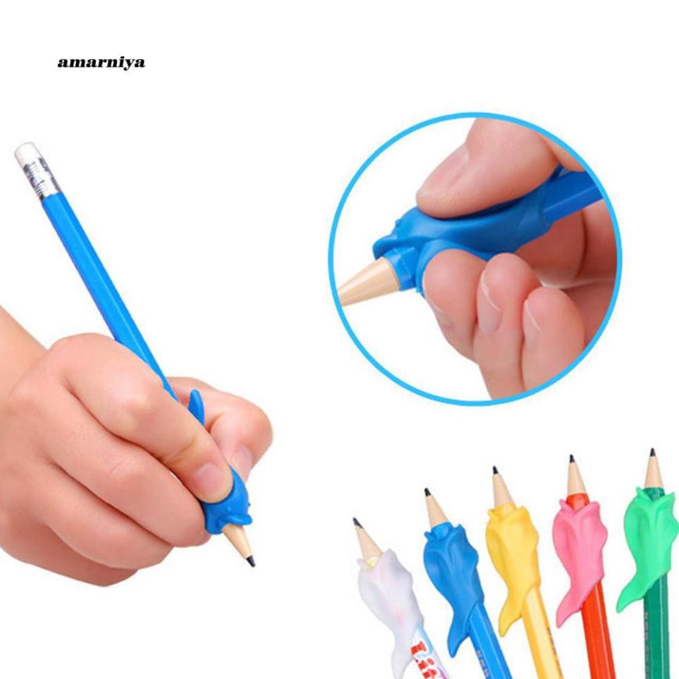 10 lót tay chỉnh tư thế cầm bút bằng silicon hình cá heo dễ thương