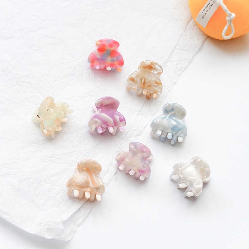 Kẹp tóc phong cách cổ điển xinh xắn cho nữ