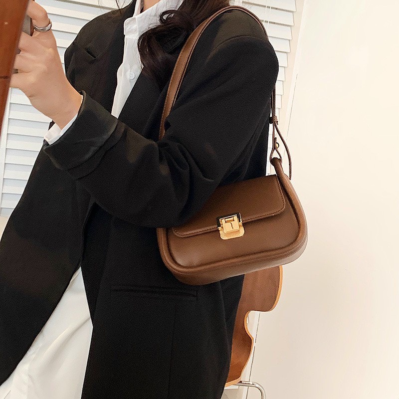 Túi xách da đeo vai, đeo chéo thời trang giá rẻ T02, Ảnh khách cuối cùng