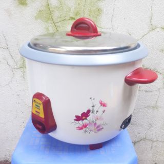 Nồi cơm điện nắp rời Phú Quý.