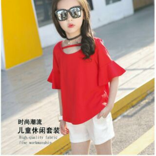 Bộ đồ bé gái tay loe