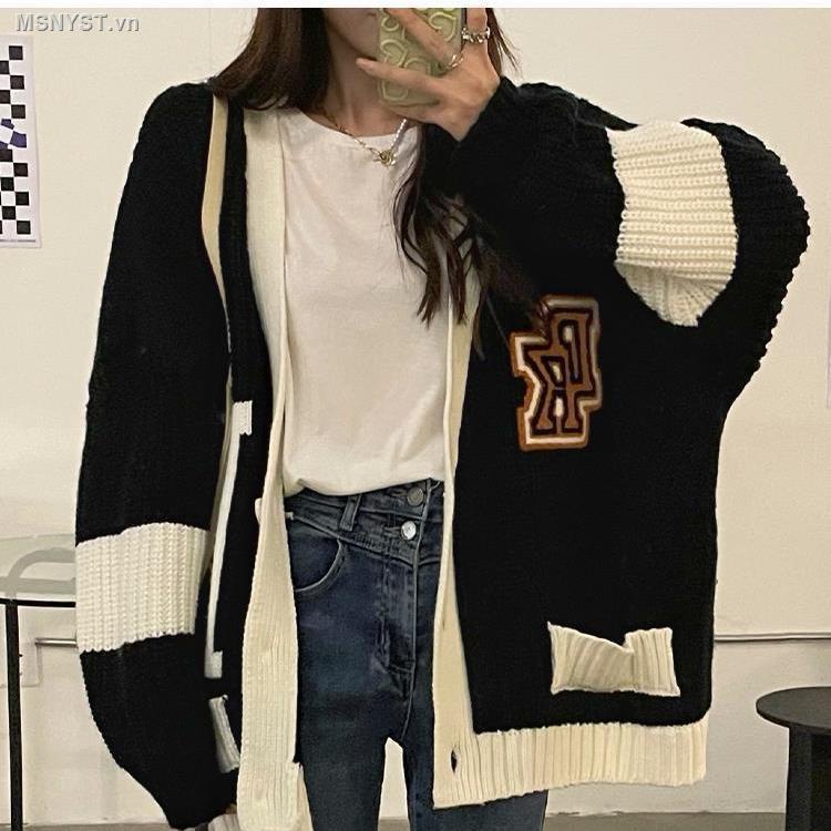 Áo khoác cardigan dệt kim tay dài phối màu sắc in chữ thời trang thu đông phong cách Hàn Quốc cho nữ
 | BigBuy360 - bigbuy360.vn