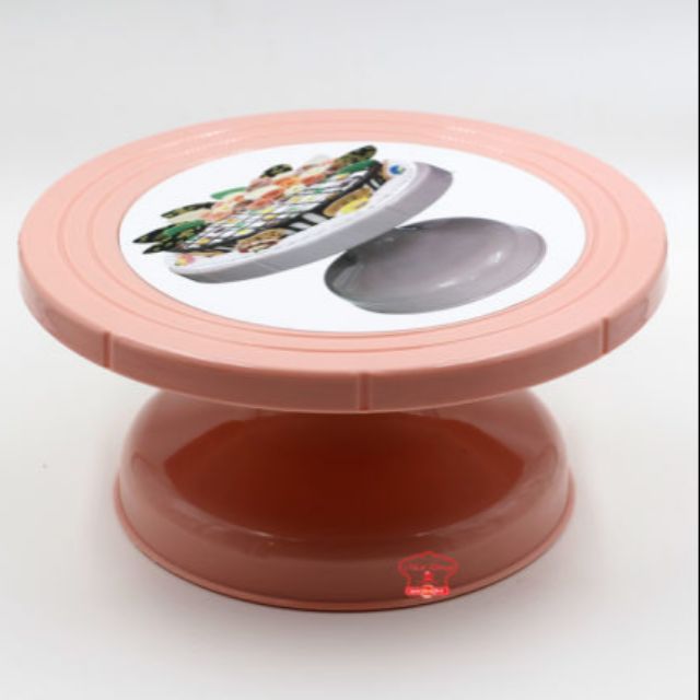 Bàn xoay bánh kem