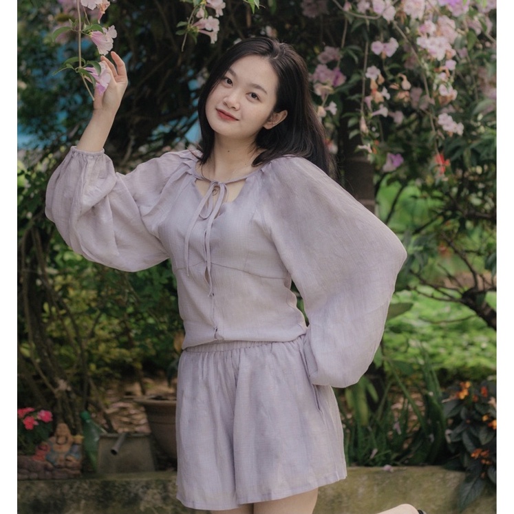 BEE SET - Set quần áo có sẵn, nhẹ nhàng