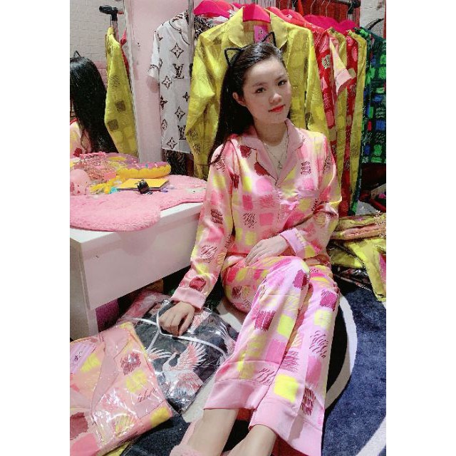 Bộ Pijama tay dài lụa cao cấp