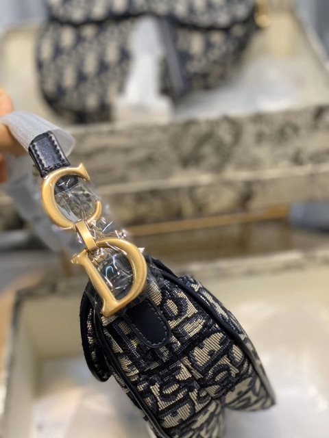 Túi OBLIQUE SADDLE BAG Yên ngựa