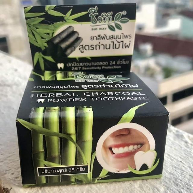 Tẩy trắng răng than tre Herbal - (hàng nội địa Thái)