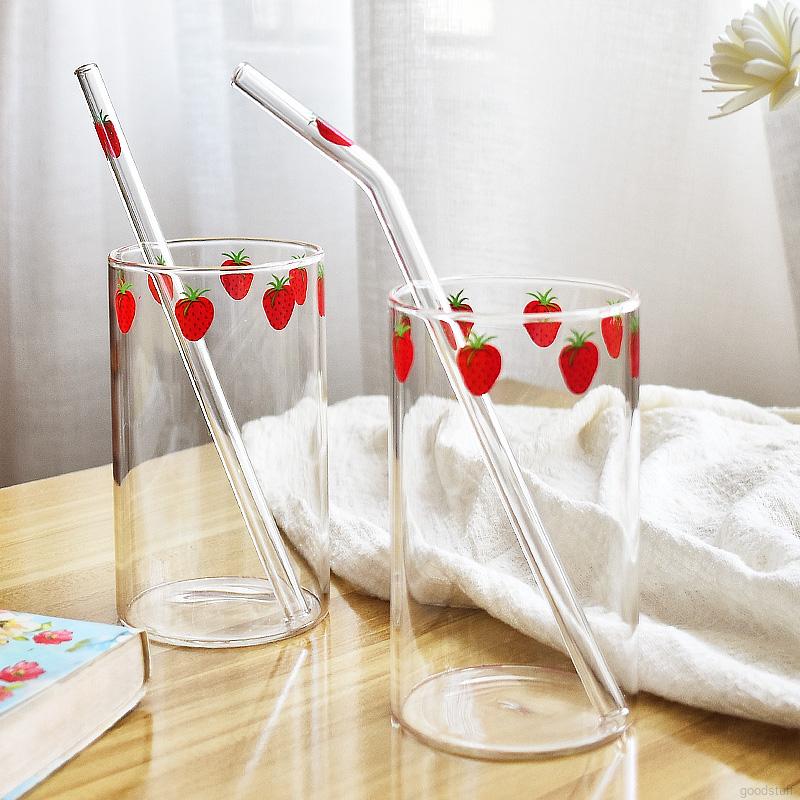 Ly thủy tinh Borosilicate nhỏ xinh kèm ống hút cho uống sữa/ nước ép