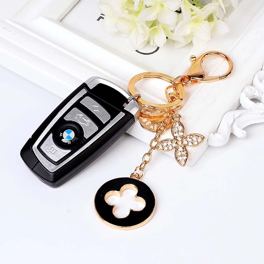 Móc Khóa Hình Cỏ Bốn Lá Bằng Kim Loại Tráng Men Nhiều Màu Thời Trang Cho Nữ