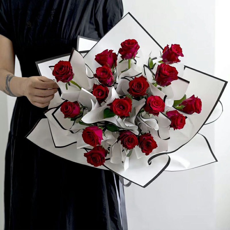 Giấy gói hoa viền đen/trắng thời thượng - xấp 20 tờ - giấy gói hoa,phụ kiện làm hoa, handmade