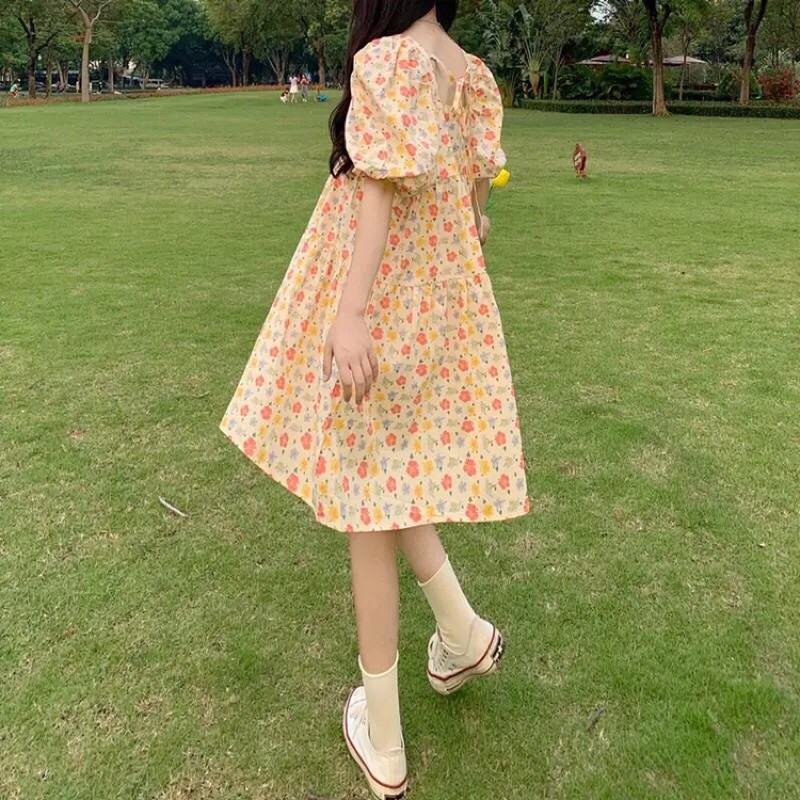 VÁY BABY DOLL HOA NHÍ, CỔ VUÔNG THẮT NƠ TIỂU THƯ | BigBuy360 - bigbuy360.vn