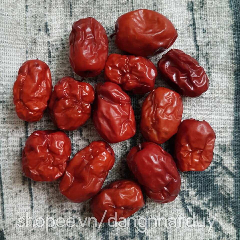 Táo đỏ sấy khô