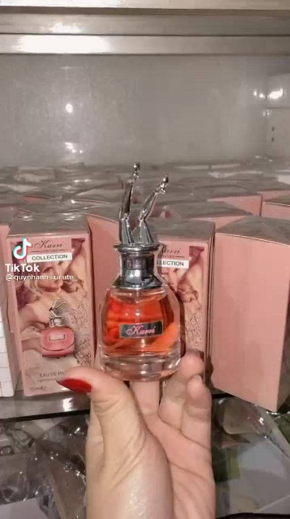 [Free Ship] Nước hoa nữ Karri hình đôi chân hoa hậu quyến rũ | BigBuy360 - bigbuy360.vn