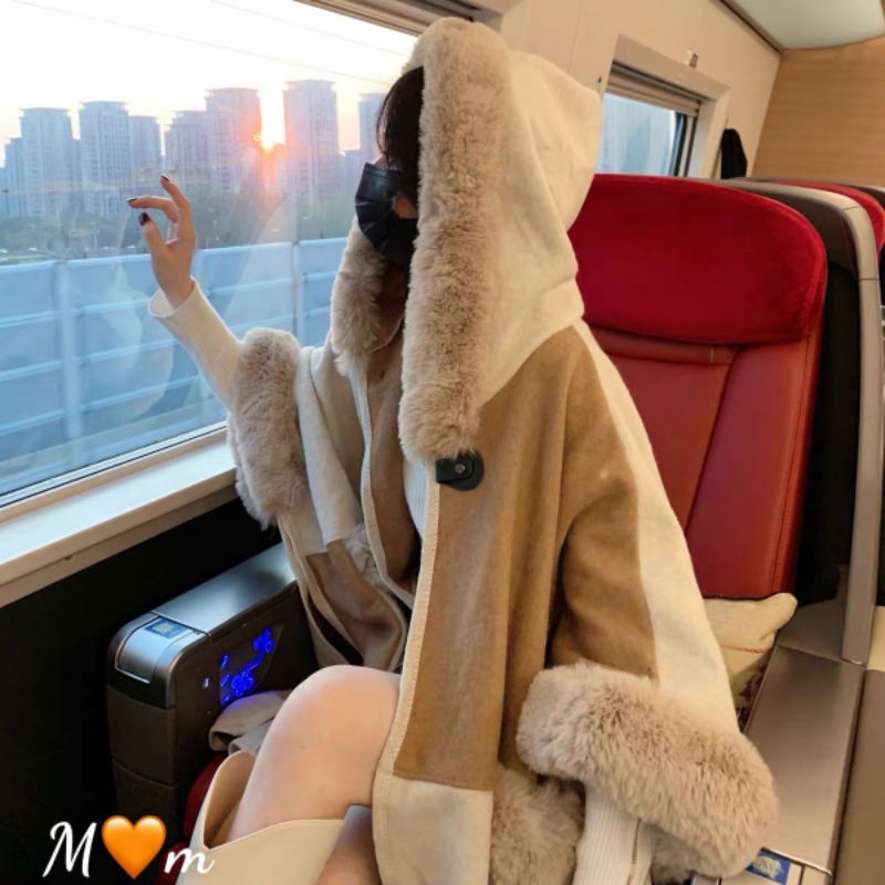 Áo choàng siêu đẹp. | BigBuy360 - bigbuy360.vn