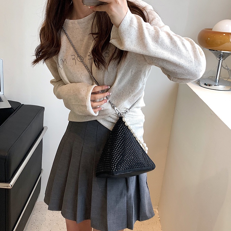 Túi Đeo JASMIN NOIR Chéo Hình Tam Giác Đính Ngọc Trai Giả Dễ Thương Cho Bạn Gái