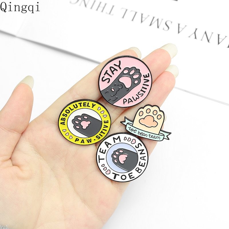 Dễ thương ghim cài áo Miss Zoe hình bàn chân mèo xinh xắn