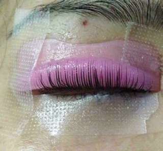 Trục uốn mi nhựa